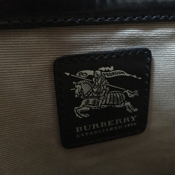 SOLD Burberry Nova Check Crossbody Bag Like New - Picture 6 of 8